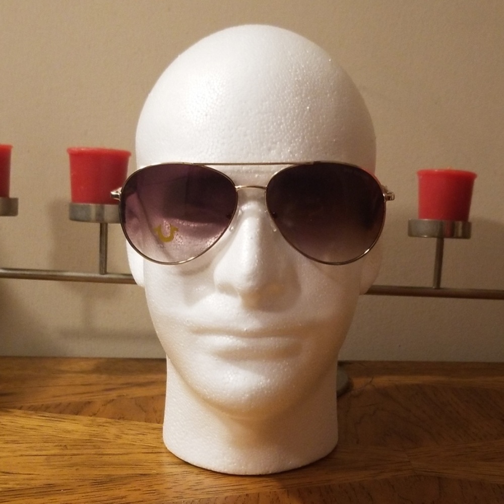 NWT. True Religion aviator sunglasses.